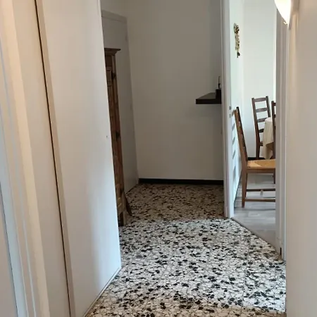 Appartement T2 Au Calme Avec Parking Prive *