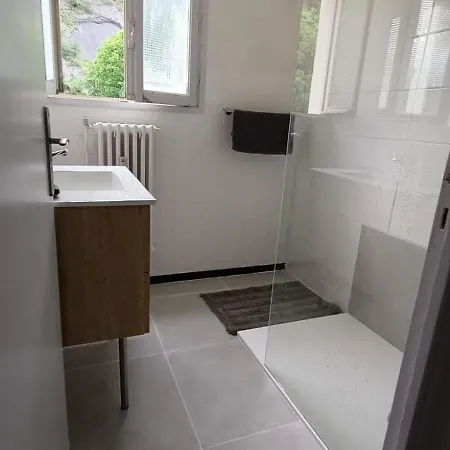 T2 Au Calme Avec Parking Prive Appartement *